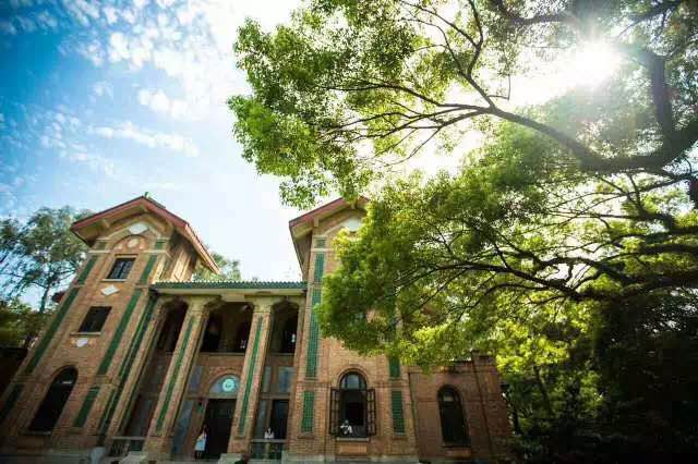 校友回校温馨提示