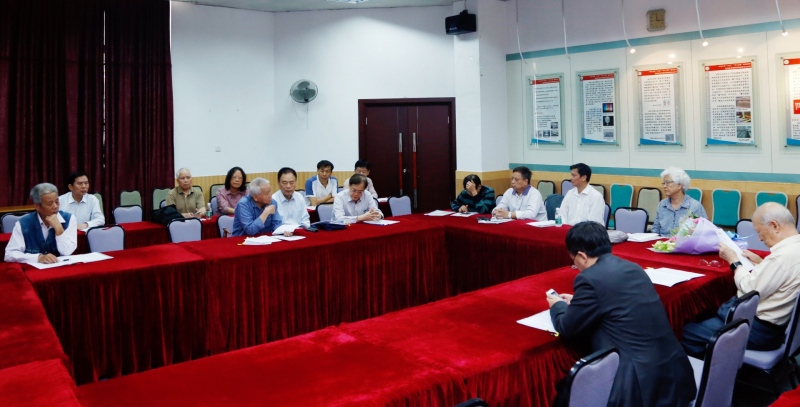 君子怀德，化院情长--禁漫
校友会召开第二届第三次理事大会